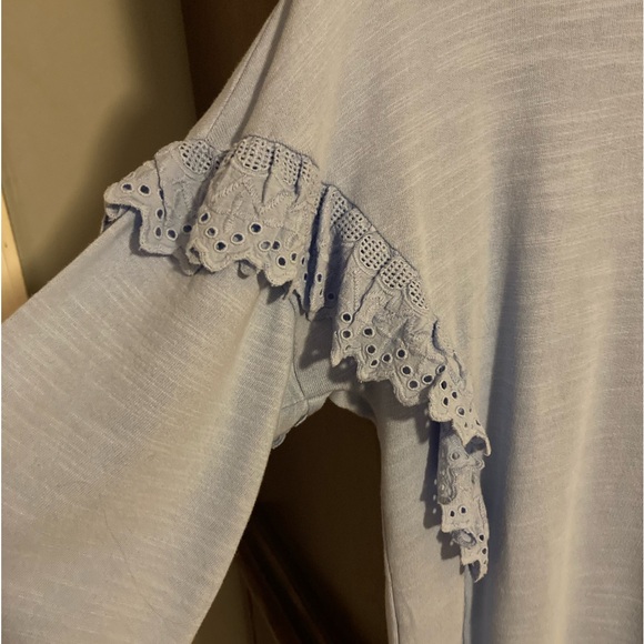 Crown & Ivy top - Picture 2 of 4